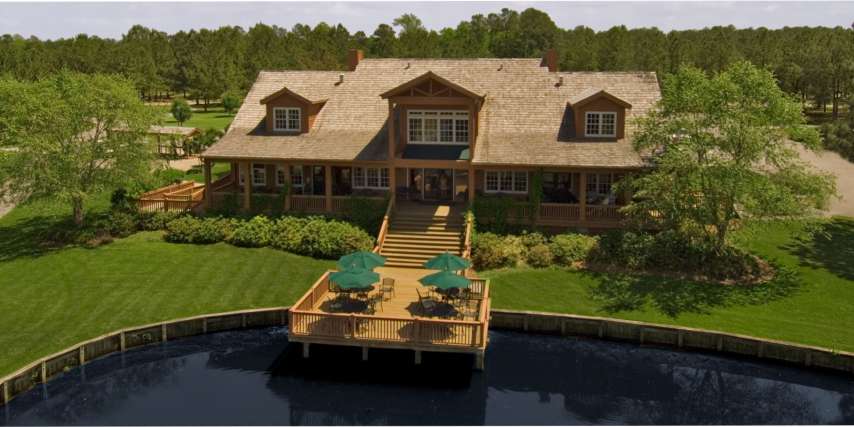 Farmstead Golf Links clubhouse